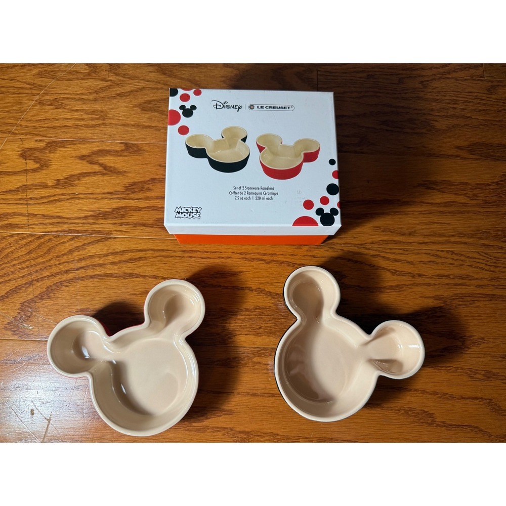 Le Creuset Disney Mickey Mouse Stoneware Ramekins Set 2 Black Red OvenDishwasher